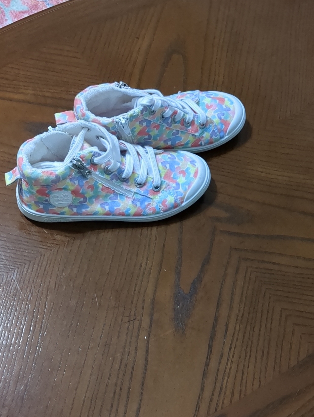 Girls' Pastel Multi-Color Heart Pattern High-Top Sneakers with Side Zip